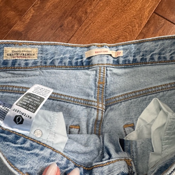 Levi’s Baggy Dad Jeans Size 27 – High Rise Relaxed Fit, Vintage Wash - Picture 2 of 3